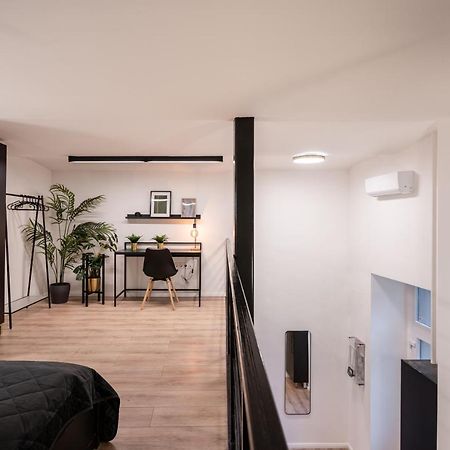 D24 - Historic Quarter Design Loft - Best Location By Bqa ブダペスト エクステリア 写真